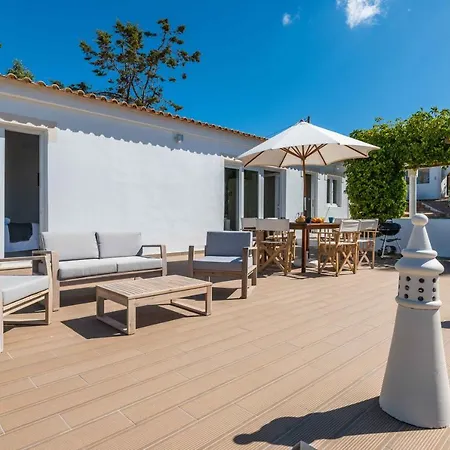 Quinta Castelhanas, Jardim Relvado, Piscina, Padel E Golf Privados! Portimao