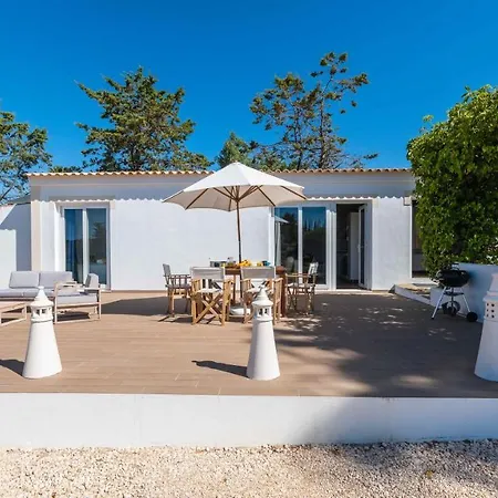 Villa Quinta Castelhanas, Jardim Relvado, Piscina, Padel E Golf Privados! *