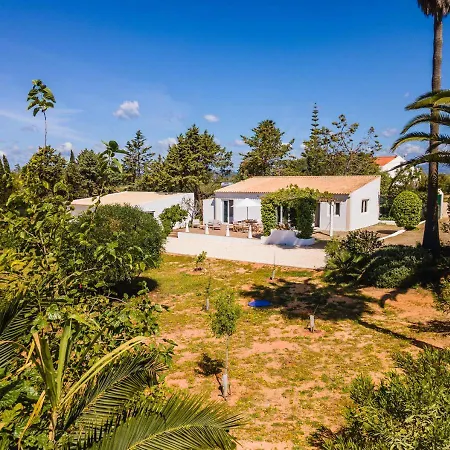 Quinta Castelhanas, Jardim Relvado, Piscina, Padel E Golf Privados! Portimao